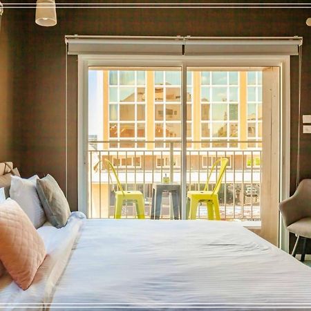 Beach Boutique Hotel And Spa By Tlv Hotels Tel Aviv Ngoại thất bức ảnh