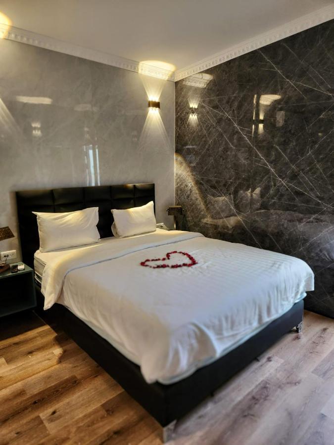 Beach Boutique Hotel And Spa By Tlv Hotels Tel Aviv Ngoại thất bức ảnh