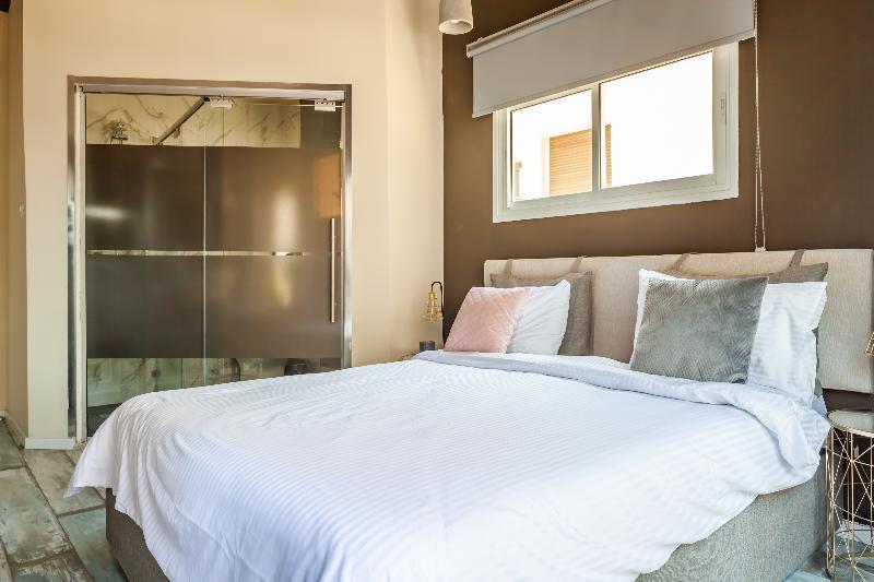 Beach Boutique Hotel And Spa By Tlv Hotels Tel Aviv Ngoại thất bức ảnh